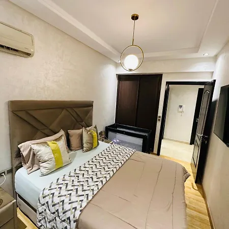Luxury Downtown Apartment Of 80M2 In Front Of Hassan 2 Mosque And Sea From Family , Pour Famille , Interdit Couples Araabic Non Marie, Forbidden Unmarried Araabic Couples Basement Car Park الدار البيضاء المظهر الخارجي الصورة